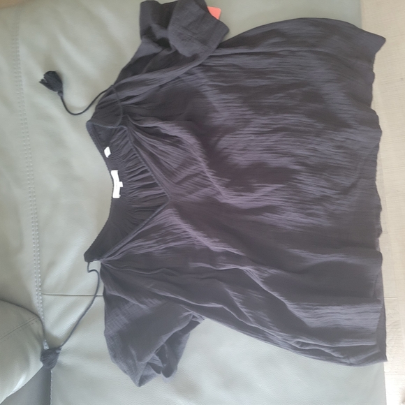 Vince Black Short Sleeve Poet Blouse with Tassle Ties - Picture 8 of 8